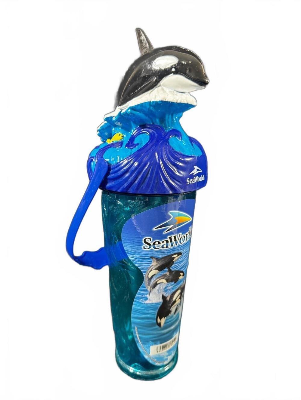 SeaWorld Whirley DrinkWorks Orca Wave Water Bottle with Strap - Fun and Unique!